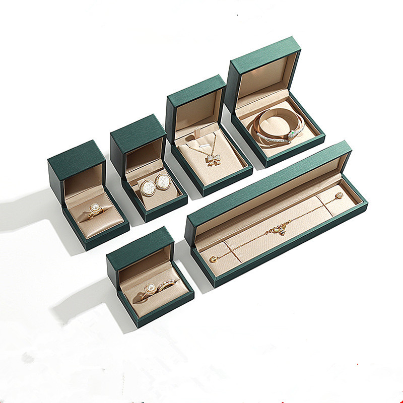 صندوق مجوهرات متعدد الأنماط من - مراجعة Bar Cart Gold وسعره